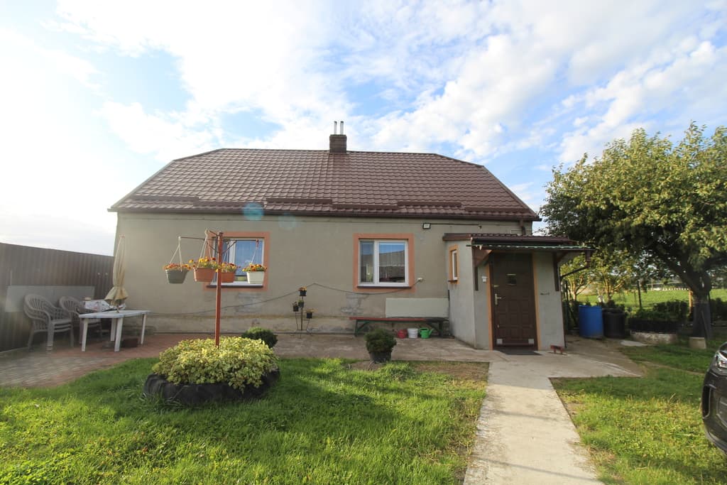 Dom 89,94 m² | działka 6600 m² | Piecewo